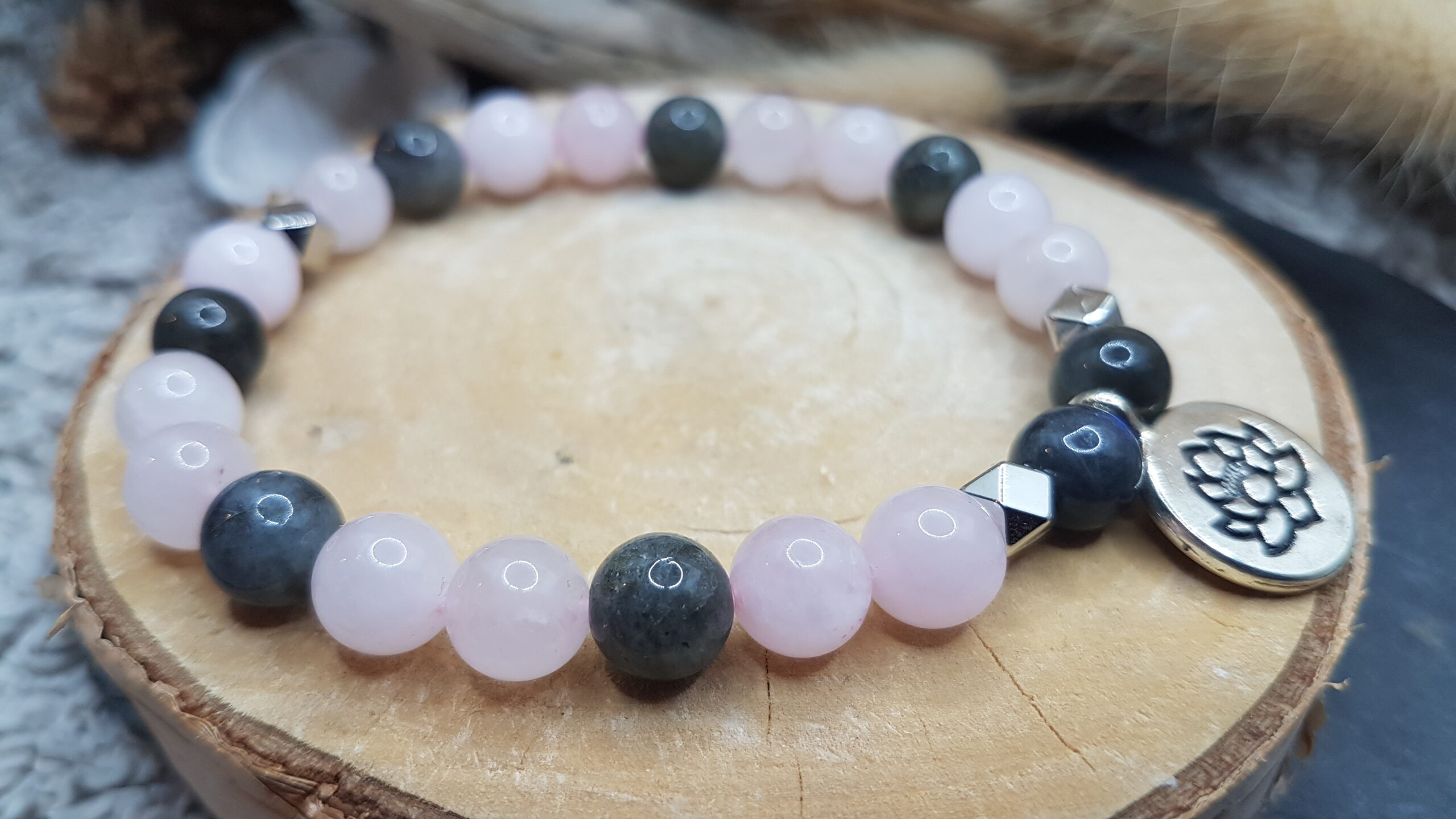 Bracelet Labra et quartz rose - Lotus- les sens de julie - lithotherapie et artisanat