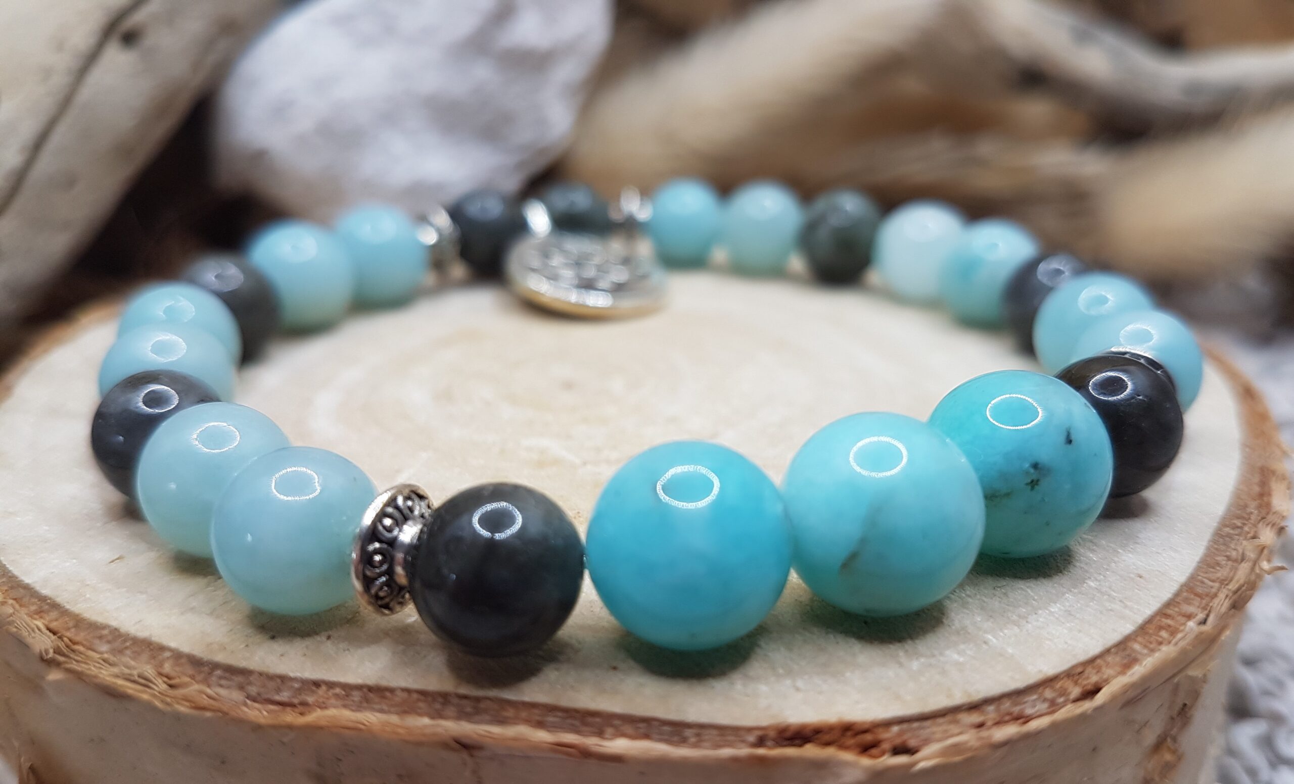 Bracelet Amazonite & Labradorite - Fleur de Lotus – Image 3
