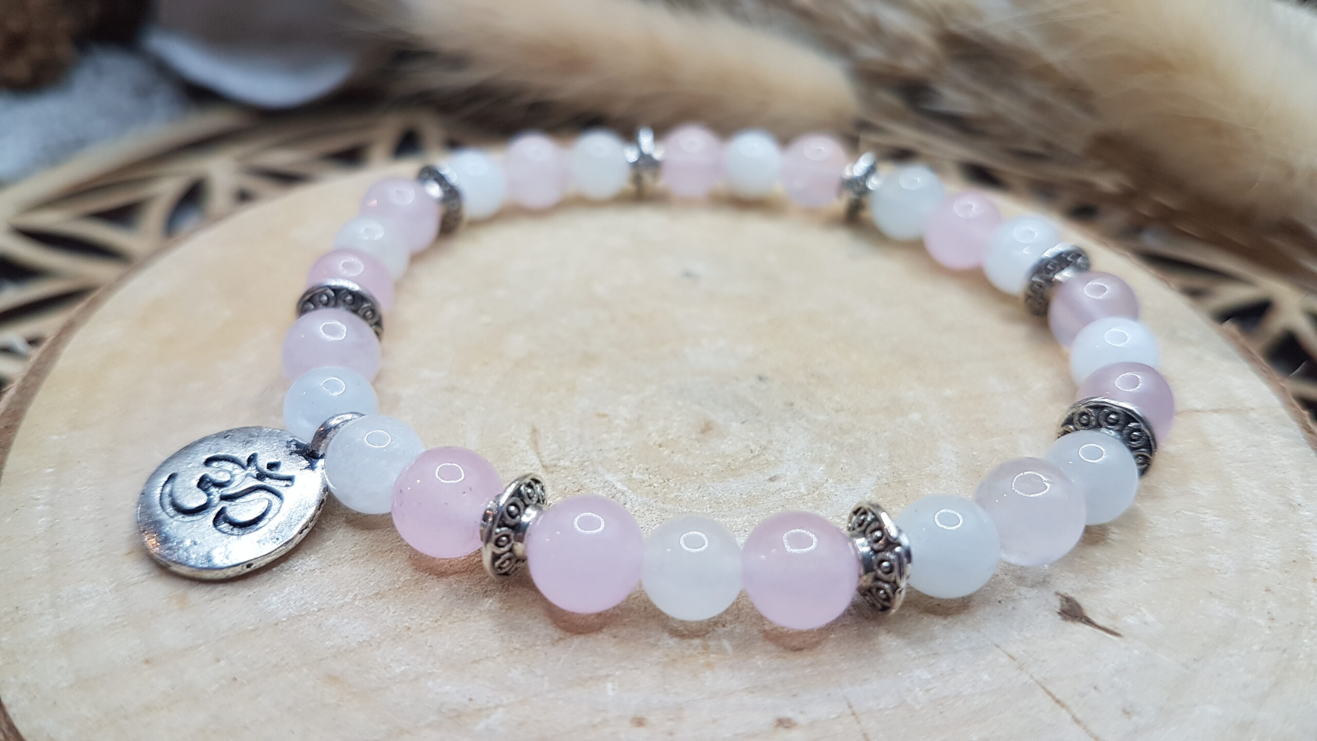 Bracelet Quartz Rose & Pierre de Lune-Mini Om – Image 3