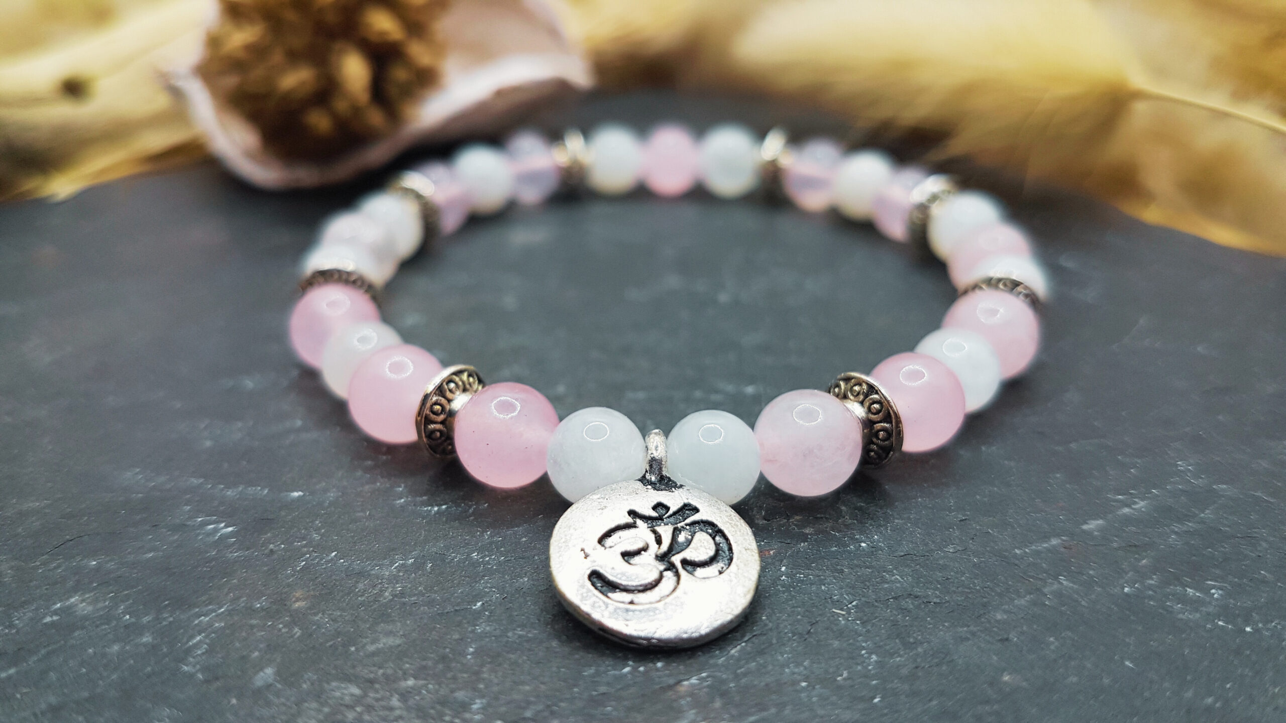 Bracelet Quartz Rose & Pierre de Lune-Mini Om – Image 2