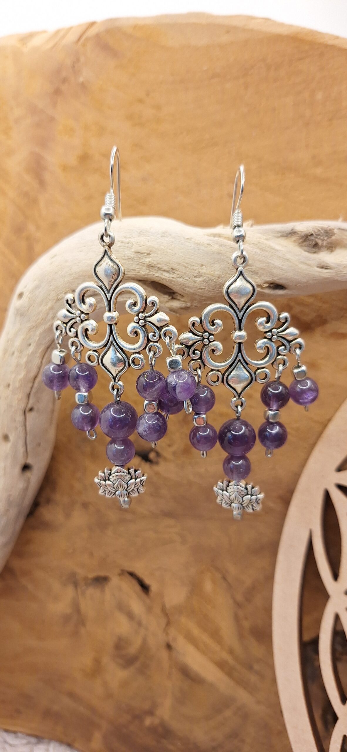 Boucles d'oreilles Bohème en Améthyste. Crochet en acier inoxydable hypoallergénique
