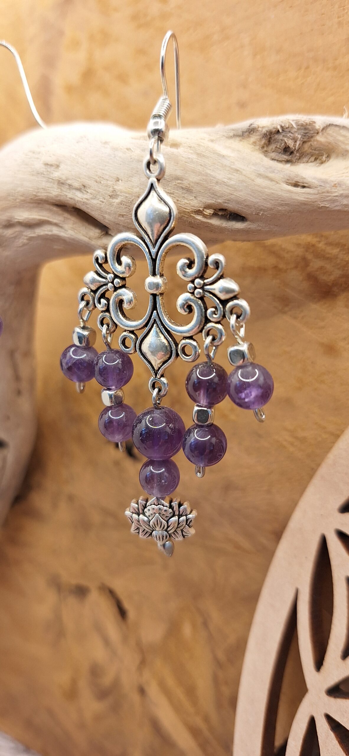 Boucles d'oreilles Bohème en Améthyste. Crochet en acier inoxydable hypoallergénique