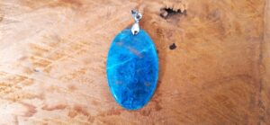 Pendentif Apatite Bleue-Cabochon plat-9g