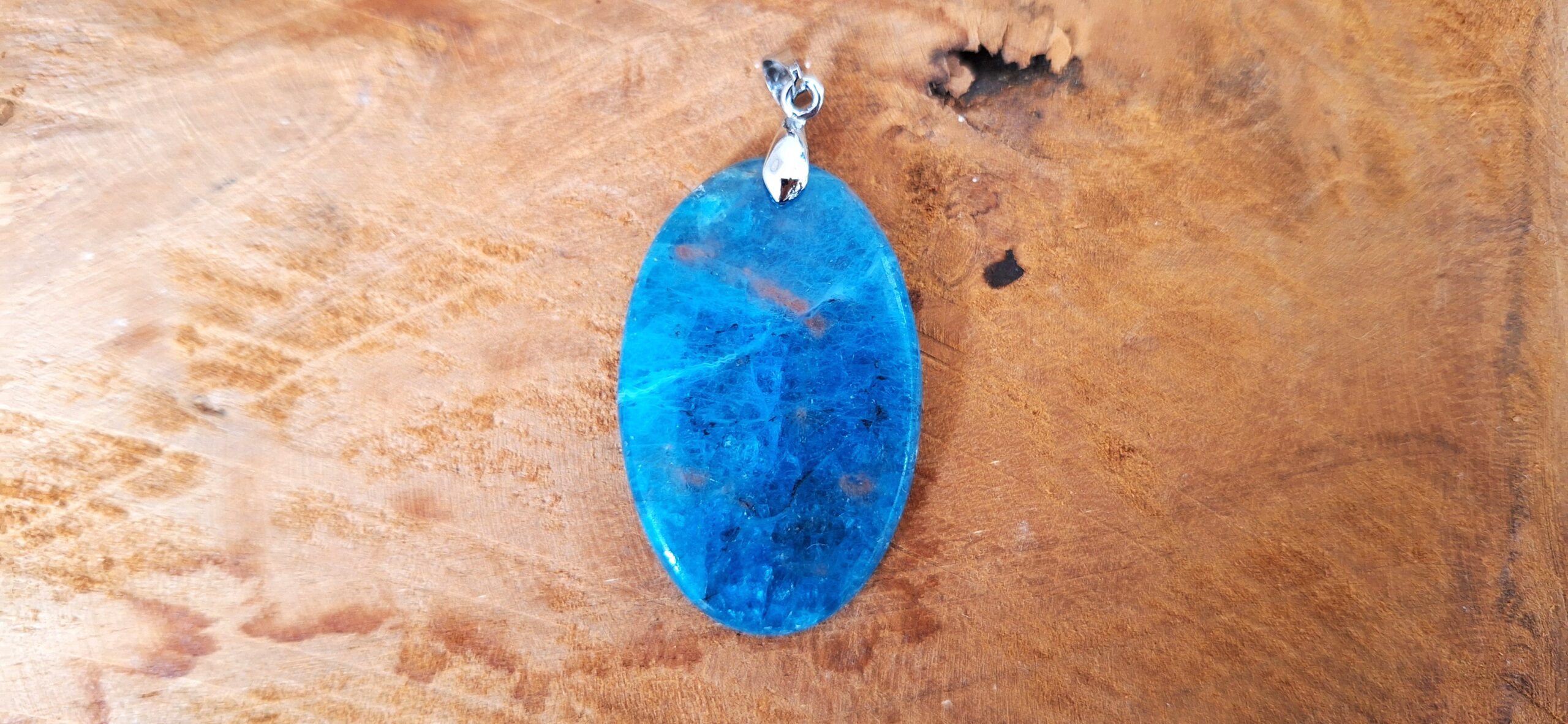 Pendentif Apatite Bleue-Cabochon plat-9g
