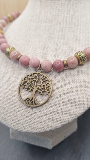 Collier pierres naturelles-Rhodonite-Perles de bois-Médaillon Arbre de vie couleur bronze-Fermoir magnétique